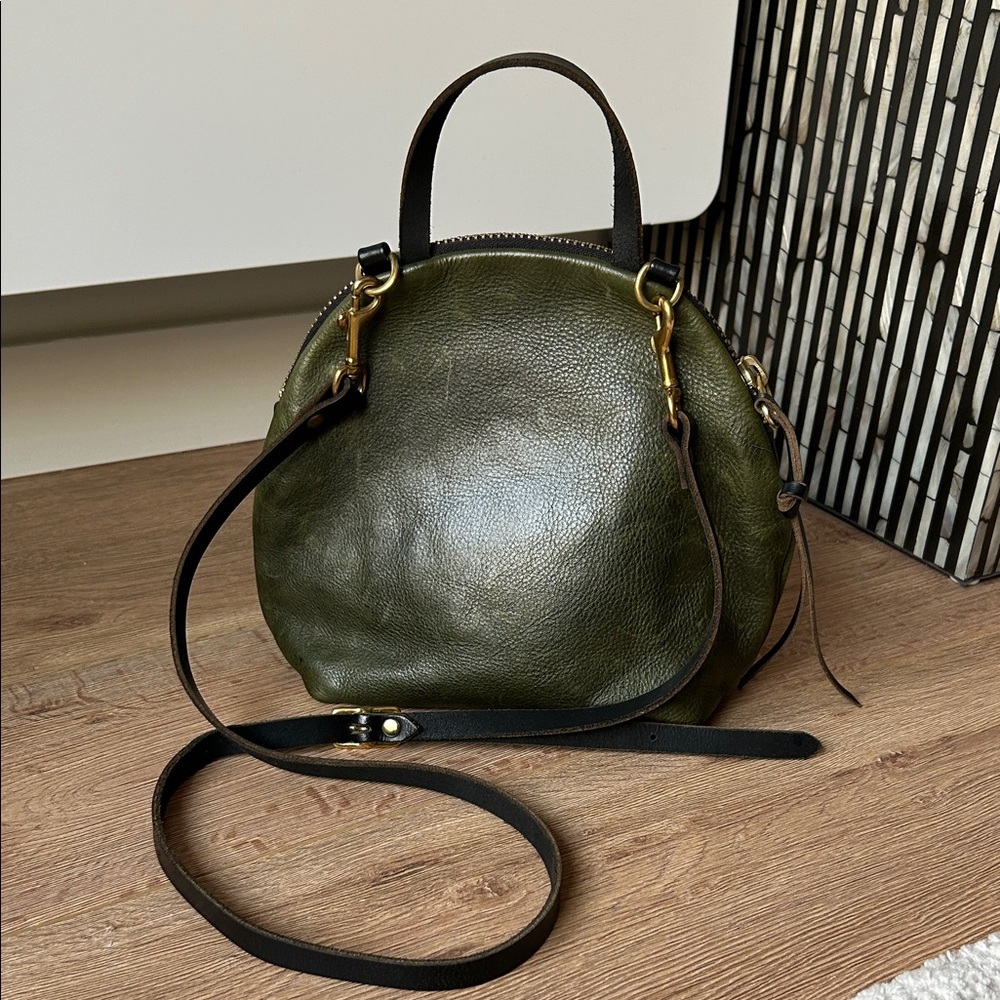 Eleven Thirty Crossbody